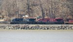 NS 9641, CP 8722 on CSX Q567